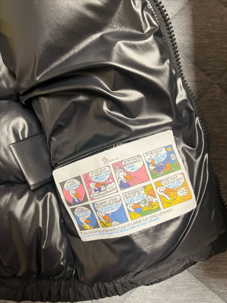 몽클레어 키즈 제이크 (jake) 6y 블랙 판매합니다--1