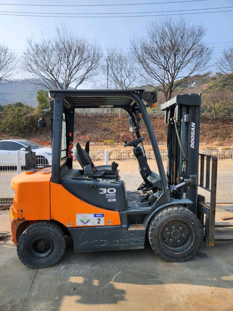 중고지게차 2020년식 두산지게차 3톤 판매합니다.(5174) 이미지