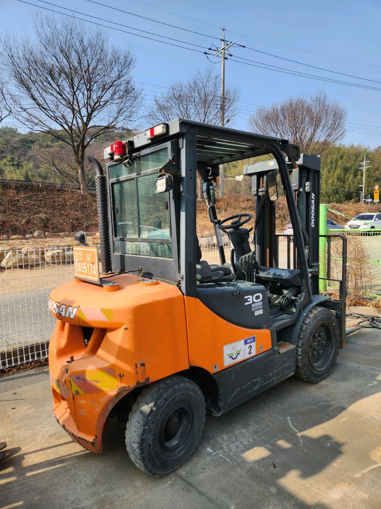 중고지게차 2020년식 두산지게차 3톤 판매합니다.(5174) 이미지