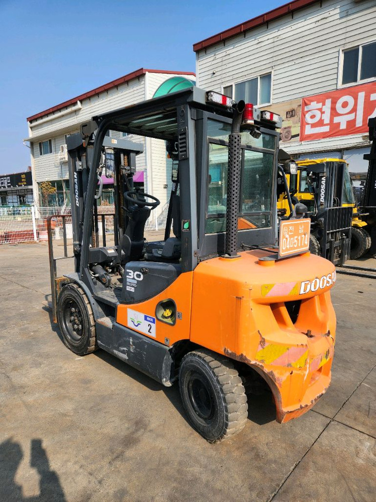 중고지게차 2020년식 두산지게차 3톤 판매합니다.(5174) 이미지