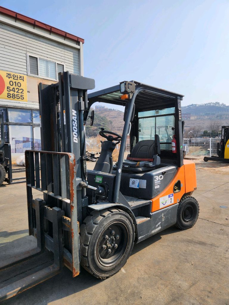 중고지게차 2020년식 두산지게차 3톤 판매합니다.(5174) 이미지