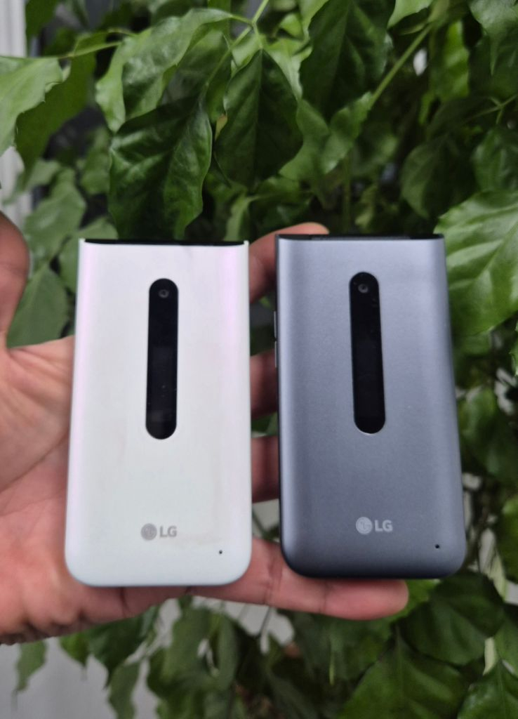 엘지 폴더폰 공신폰 공부폰 단순통화 문자만 가능합니다--0