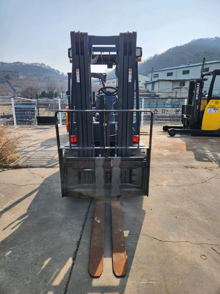중고지게차 2020년식 두산지게차 3톤 삼단마스트 판매합니다.(6081) 이미지