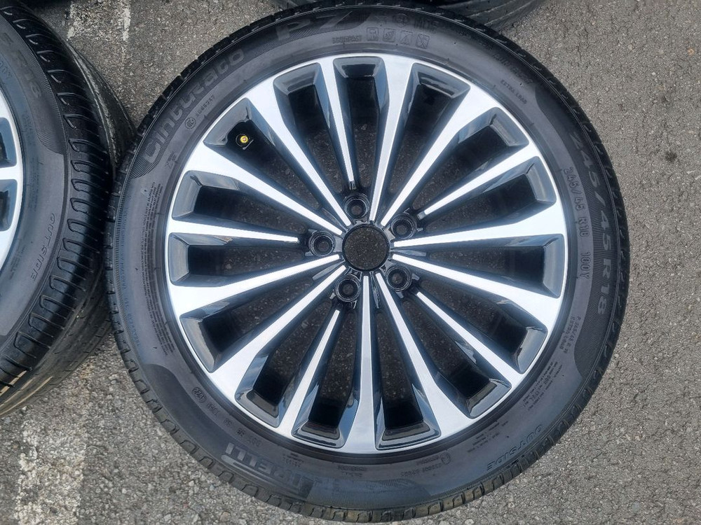 그랜저HG 18인치 2454518 휠타이어 팝니다--1