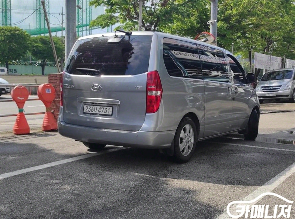 [현대]더 뉴 그랜드 스타렉스 2WD 어반 9인승 프리미엄 (9인승) #3월급매--3