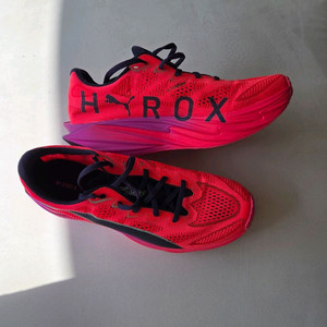 러닝화(퓨마 디나엘4 하이록스)