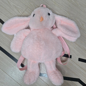 핑크 토끼 인형 백팩