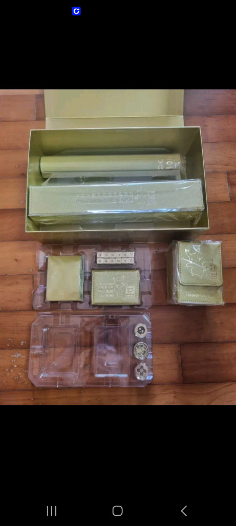 포켓몬카드 일본판 25주년 골든박스 (카드와 카드팩은 제외) 이미지