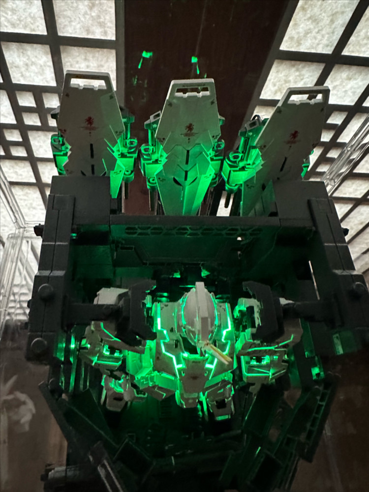 (완성품)신수모형 유니콘2201 팝니다(델피데칼 작업)--3