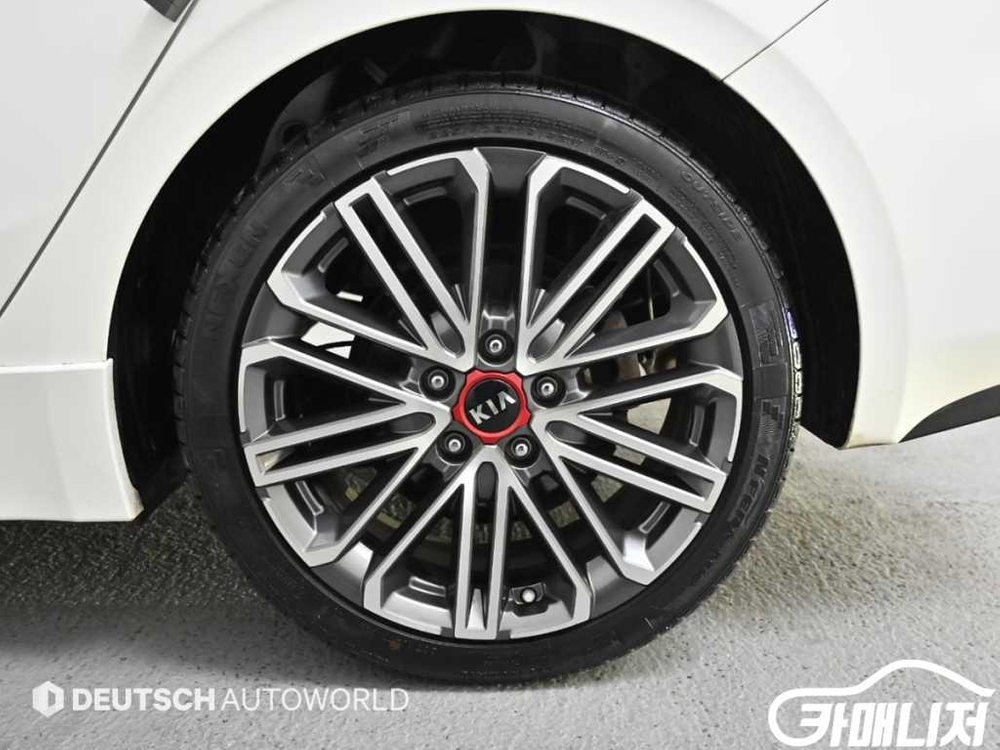 [기아]올뉴 K3 5도어 GT 베이직 (5인승) #3월급매--4