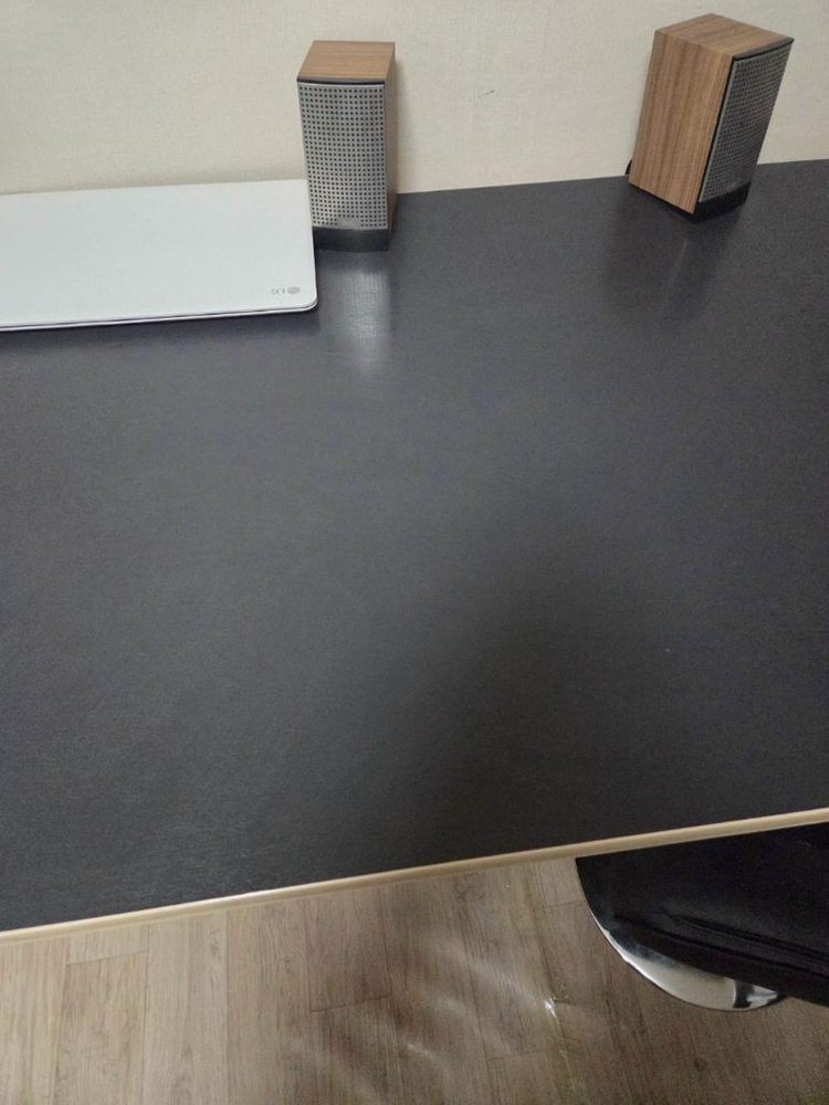 데스커 책상 1600x800 이미지