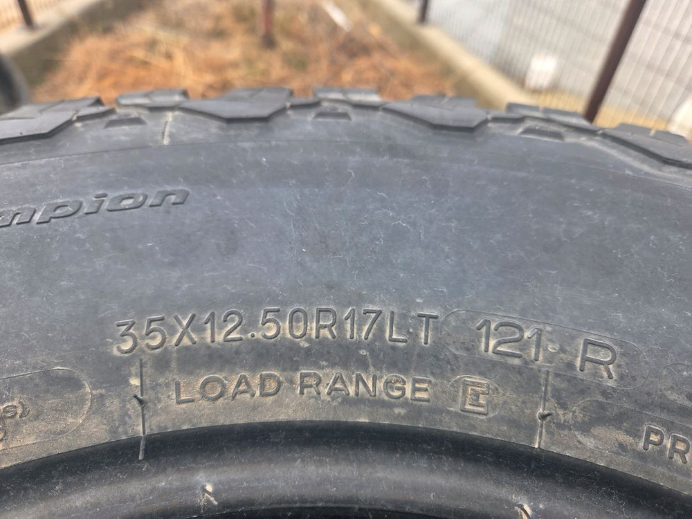 BF굿리치 KO2 35x12.50R17 타이어판매--1