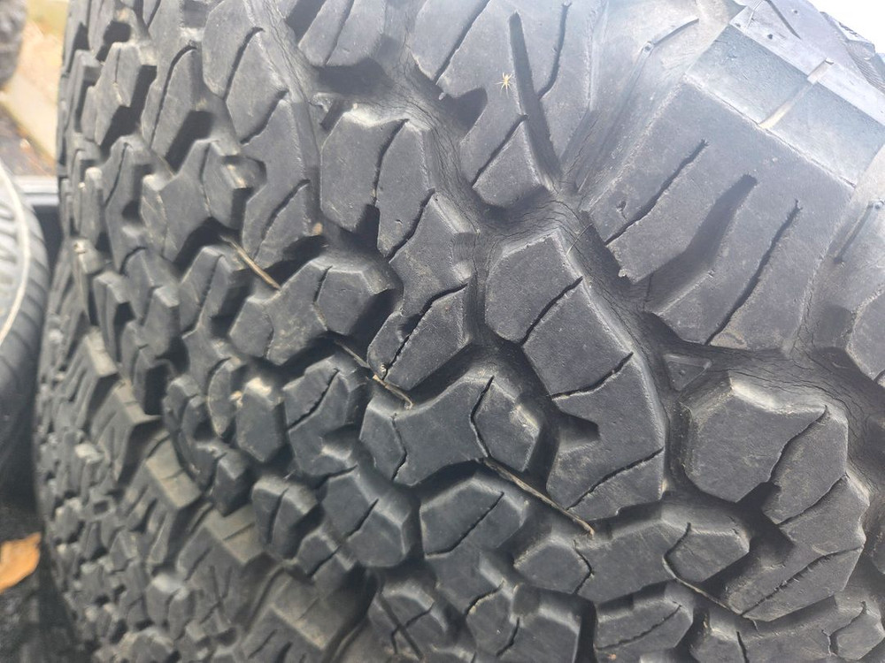 BF굿리치 KO2 35x12.50R17 타이어판매--3