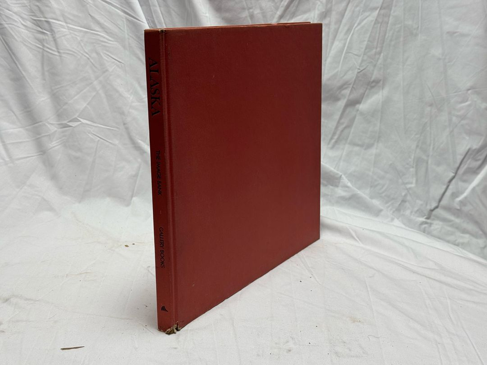 Alaska: The Land Of The People | The Image Bank | 1987 발행 사진집--1