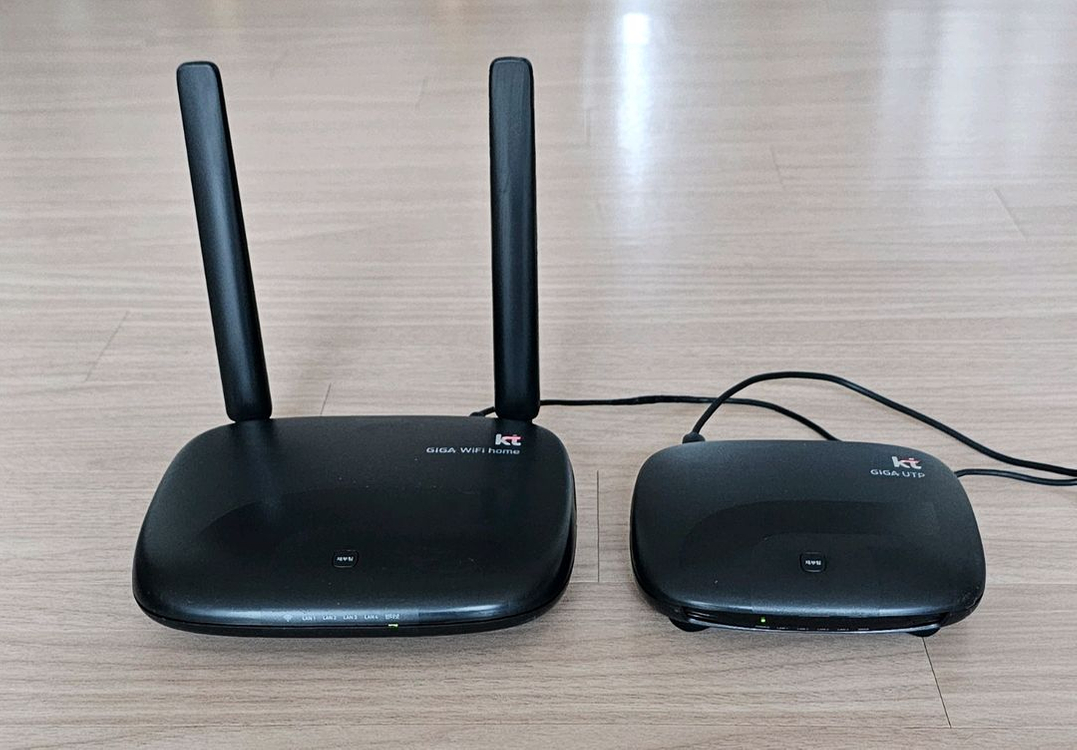 (정품) KT GIGA 유무선 공유기 + KT GIGA UTP + 랜선--2