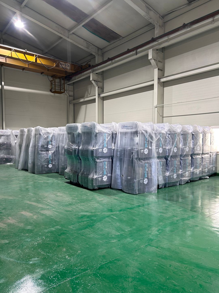 4인용 인형뽑기 새기계 싸게 팝니다 / 원앤원 원플러스원 ONE PLUS ONE 4인용 인형뽑기기계 팝니다--3