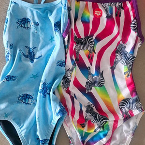 여아 원피스 수영복 2벌 세트 졸린씨터틀 아레나