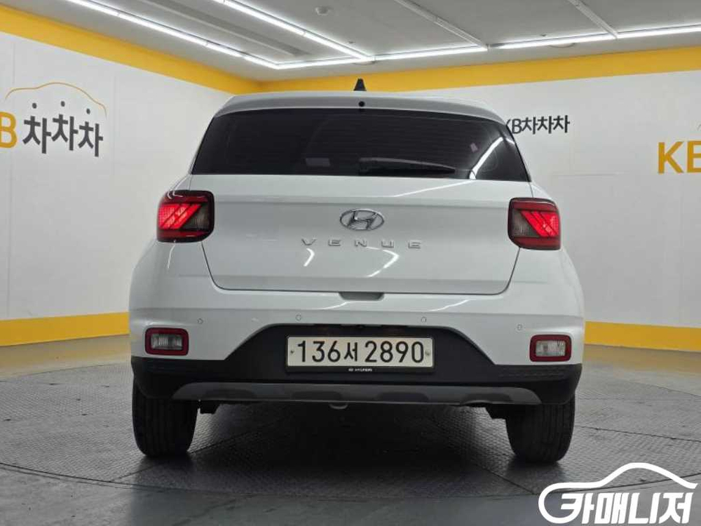 [현대]베뉴 1.6 스마트 #3월급매--2