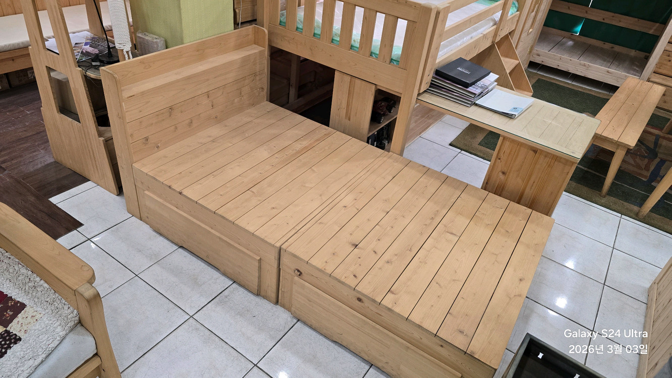 편백나무침대 슈퍼싱글 매장전시품 판매--1