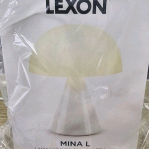 (새상품 미개봉) 렉슨 미나 L 조명 글로시화이트