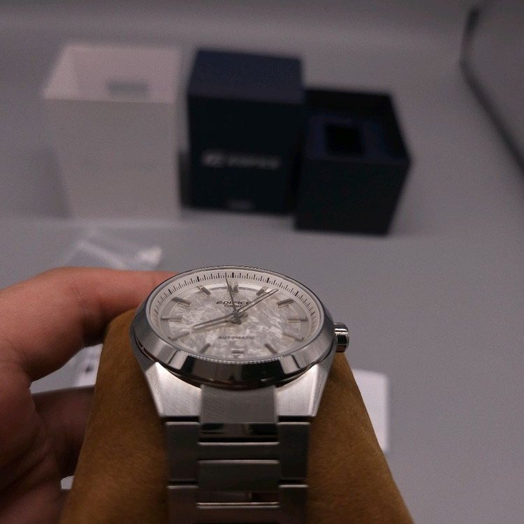 카시오 에디피스 오토매틱 EFK-100D- 7A 시계 팔아요--5