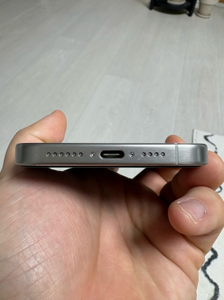 아이폰 15프로맥스 256GB(S급/화이트) + 다양한 케이스(공짜)판매합니다!!--6