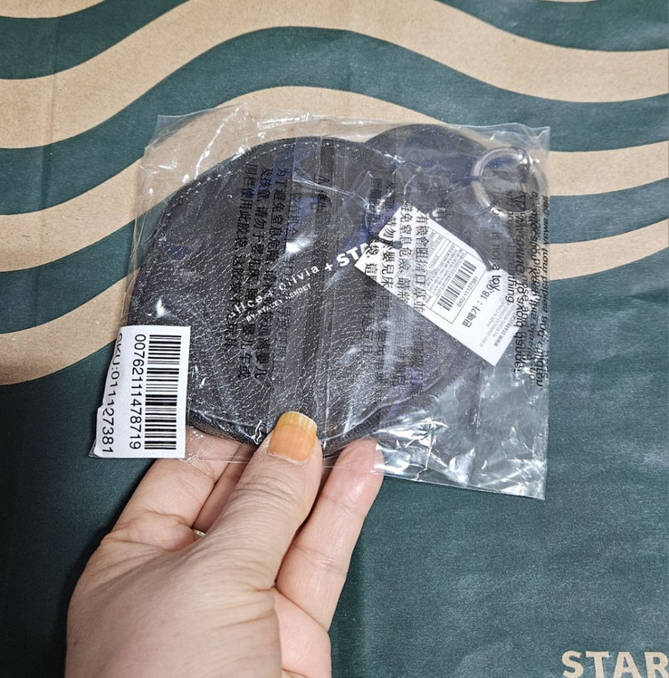 미개봉]스타벅스 앨리스&올리비아 파우치 카드지갑--6