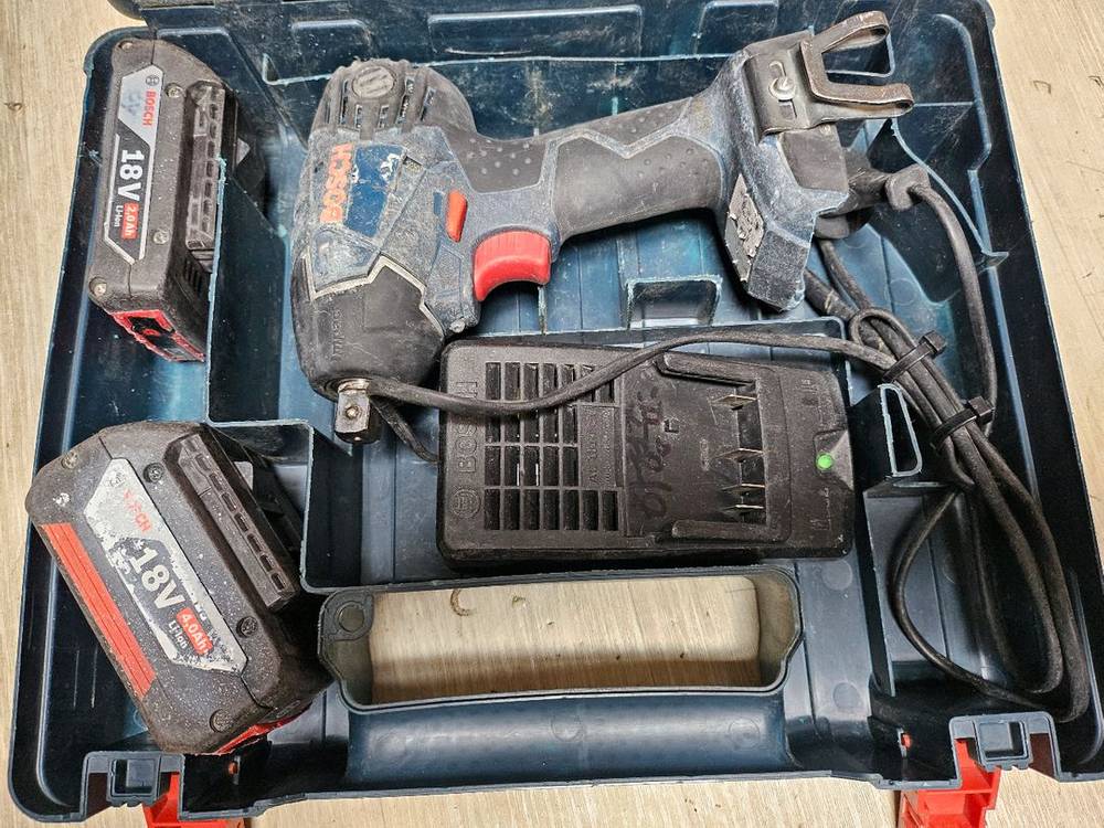 보쉬 충전 임팩 렌치 드라이버 드릴 세트 이미지