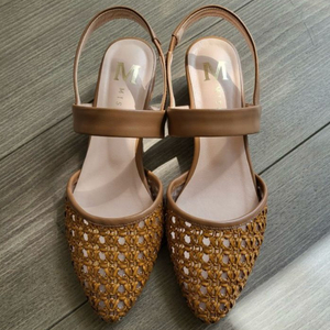 (새상품) M-misope 슬링백 3cm / 사이즈 235 / 여자신발