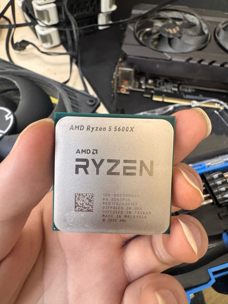 AMD 라이젠5 5600X CPU , b550메인보드 + 수냉 쿨러--0