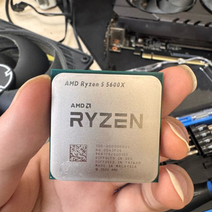 AMD 라이젠5 5600X CPU , b550메인보드 + 수냉 쿨러