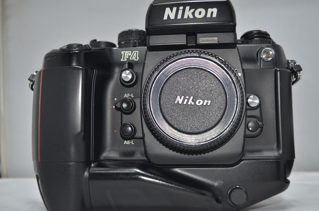 니콘FM2 니콘F5 니콘F4 F-801.캐논AE-1.AV-1.캐논EOS5.니콘50mm--4