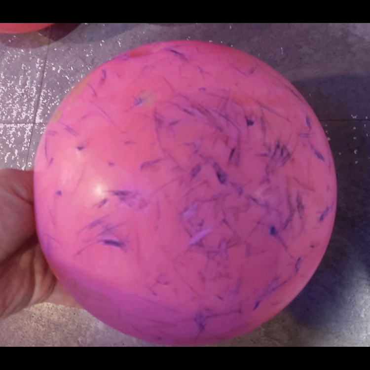 하우스 야광 볼링공 폐급 판매--3