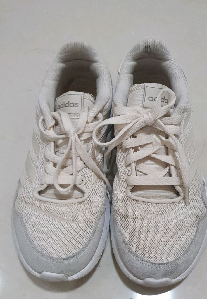 아디다스 운동화 235--0