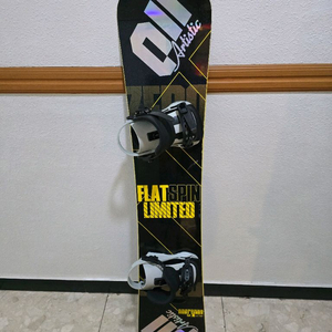 아티스틱011. Artistic 011스노우보드 데크 + 유니온 바인딩