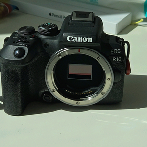 캐논 r10바디 , rf 24-105 f4 , rf 70-200 f4 시그마30mm f1.4 rf 팝니다