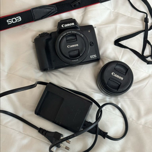 Canon 캐논 EOS M50 미러리스 카메라 15-45mm 22mm렌즈 (가방포함)