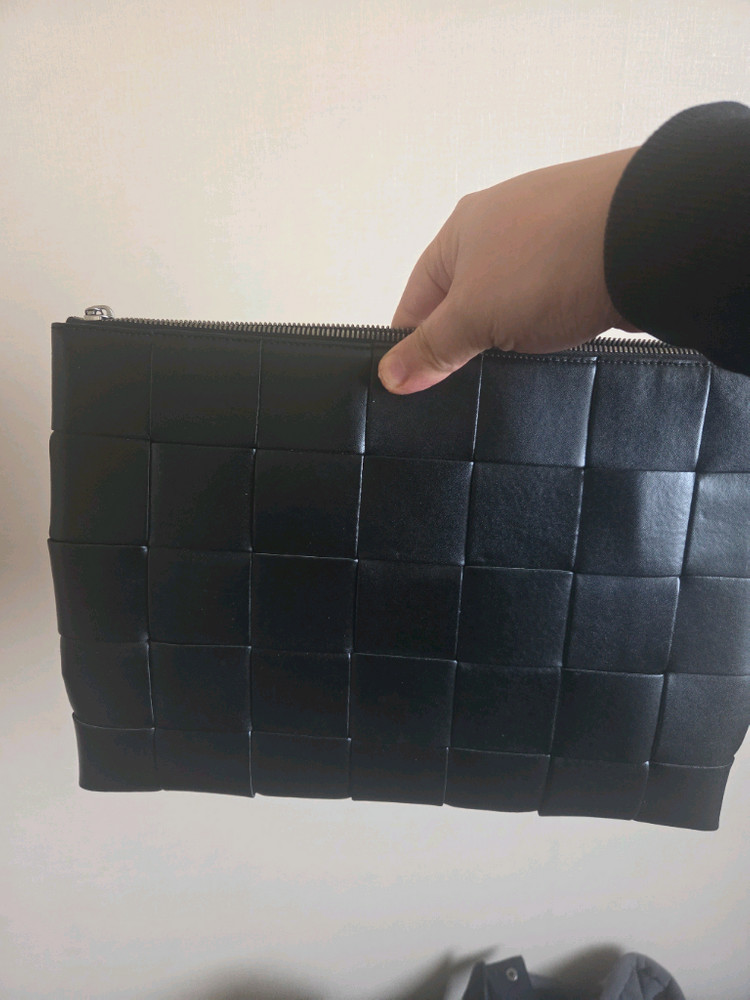 보테가베네타 클러치--1