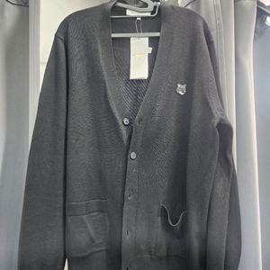 메종키츠네 블랙 가디건 새 상품입니다 이미지
