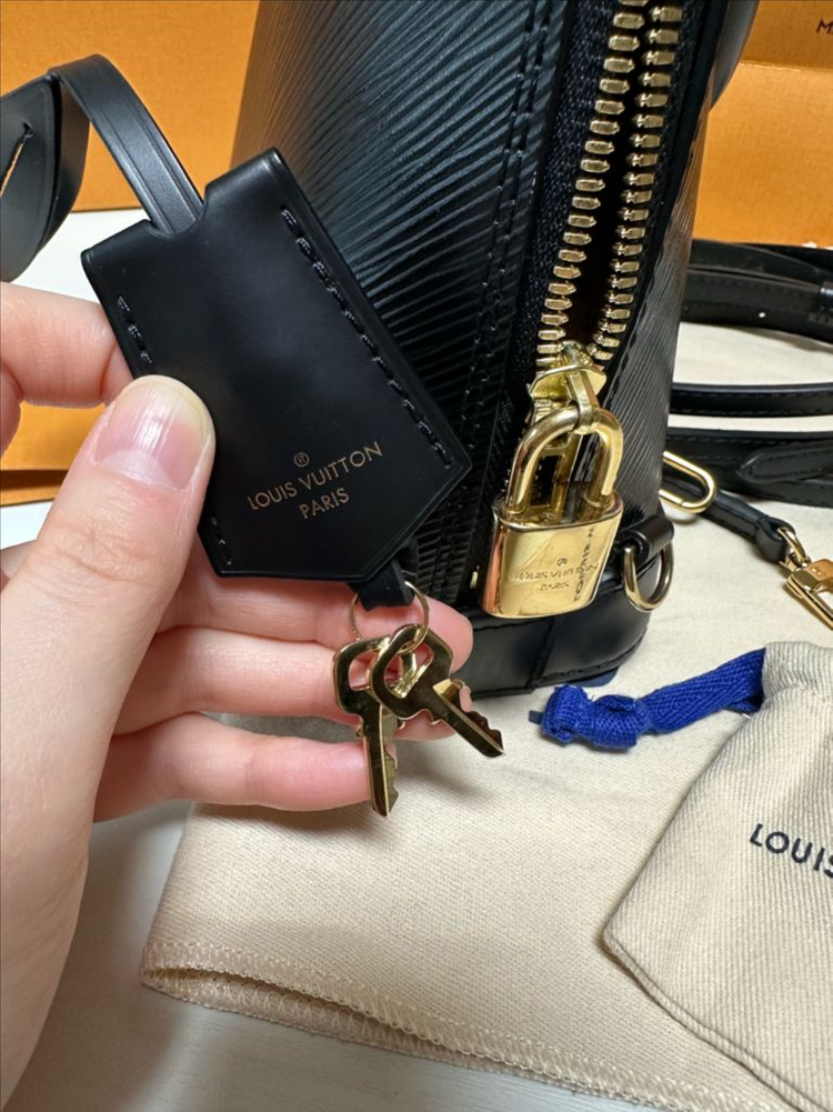 루이비통 알마bb 백팩(풀박스)--7