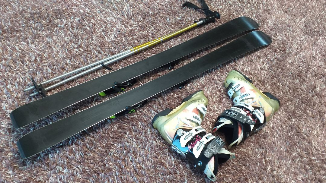 쥬니어 스키 세트(스키 130cm, 부츠 220~225mm) 이미지