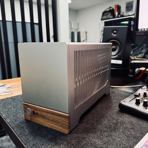 Fractal Terra 감성 ITX / 7600 + 3060Ti / 업글판매 이미지