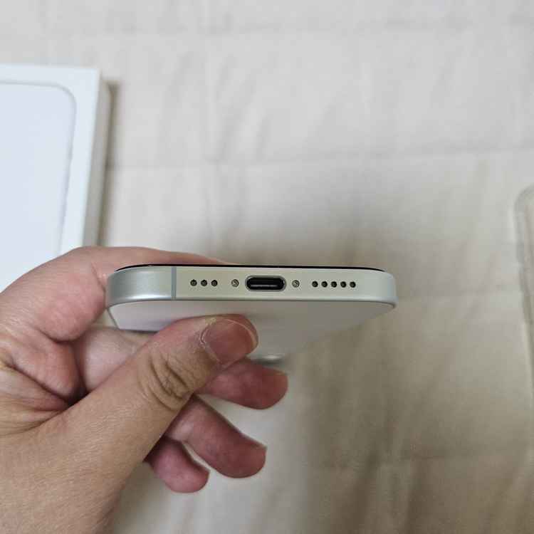 sss급 배터리100 아이폰17 256gb 화이트 자급제--4