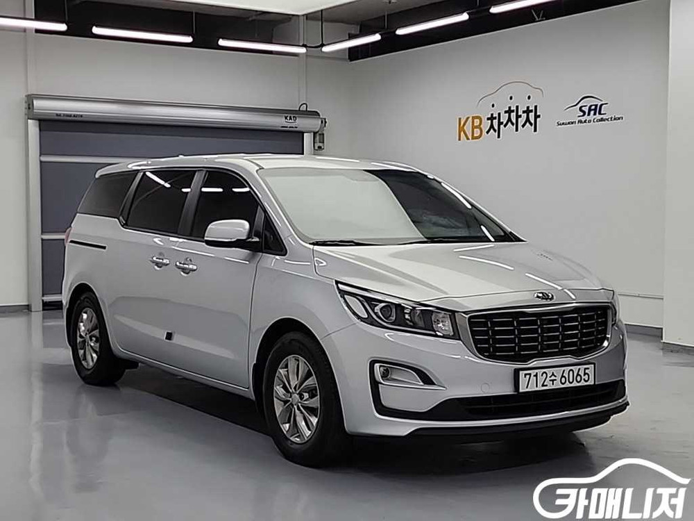[기아]더 뉴 카니발 디젤 11인승 디럭스 #3월급매 이미지