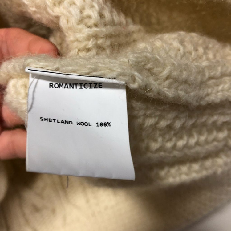 로맨티사이즈 셔틀랜드 케이블 가디건 꽈배기니트 울 그랜마 할미룩 오버핏--5
