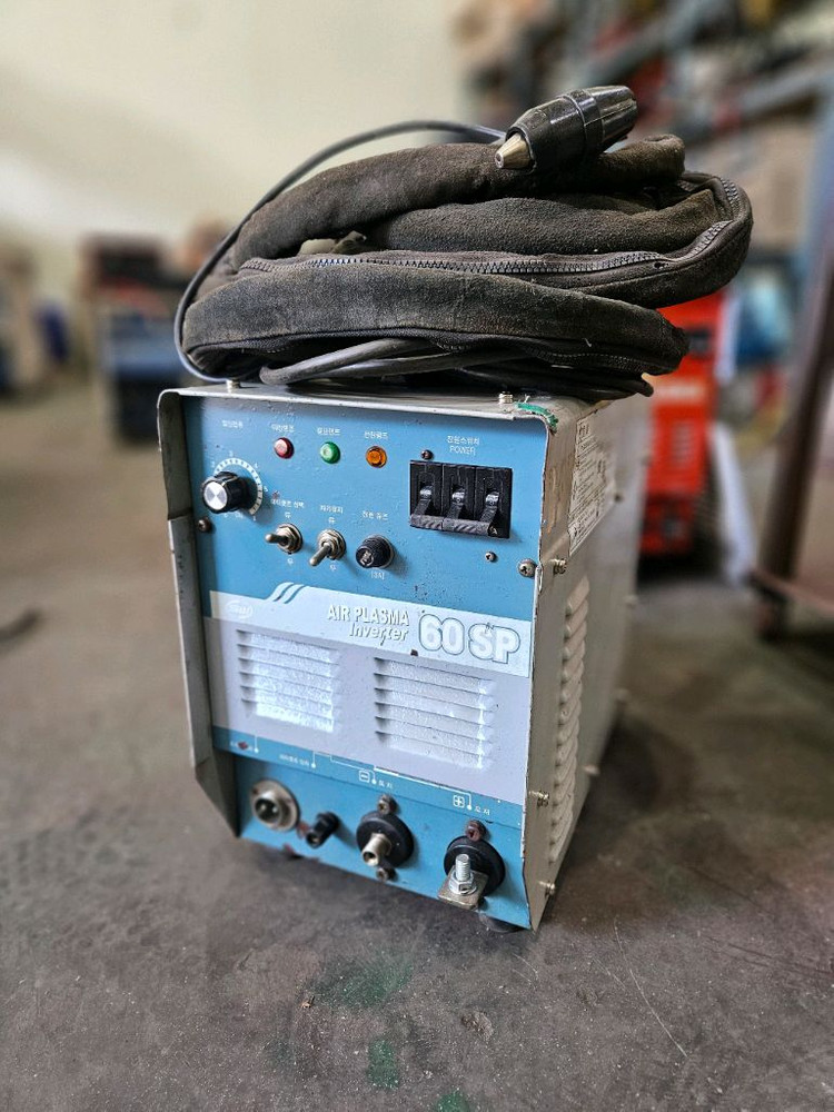 중고 국산 프라즈마절단기 이미지