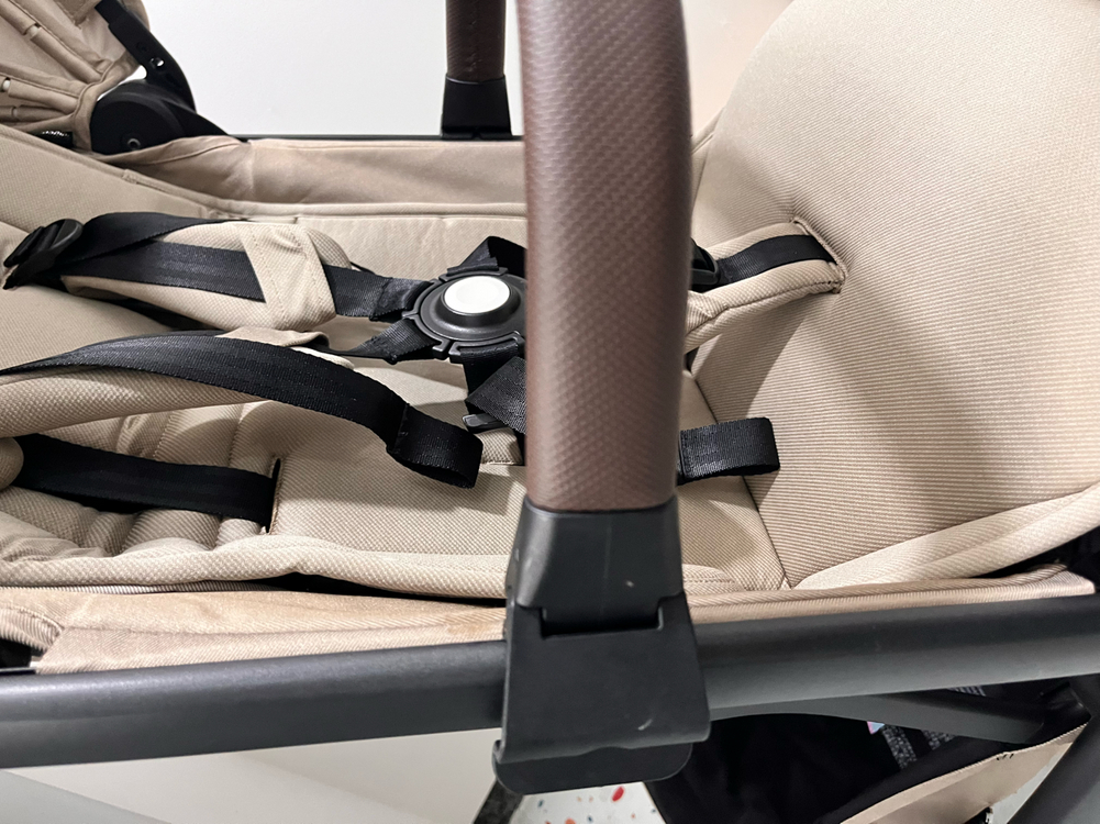 줄즈 에어 휴대용 유모차--2