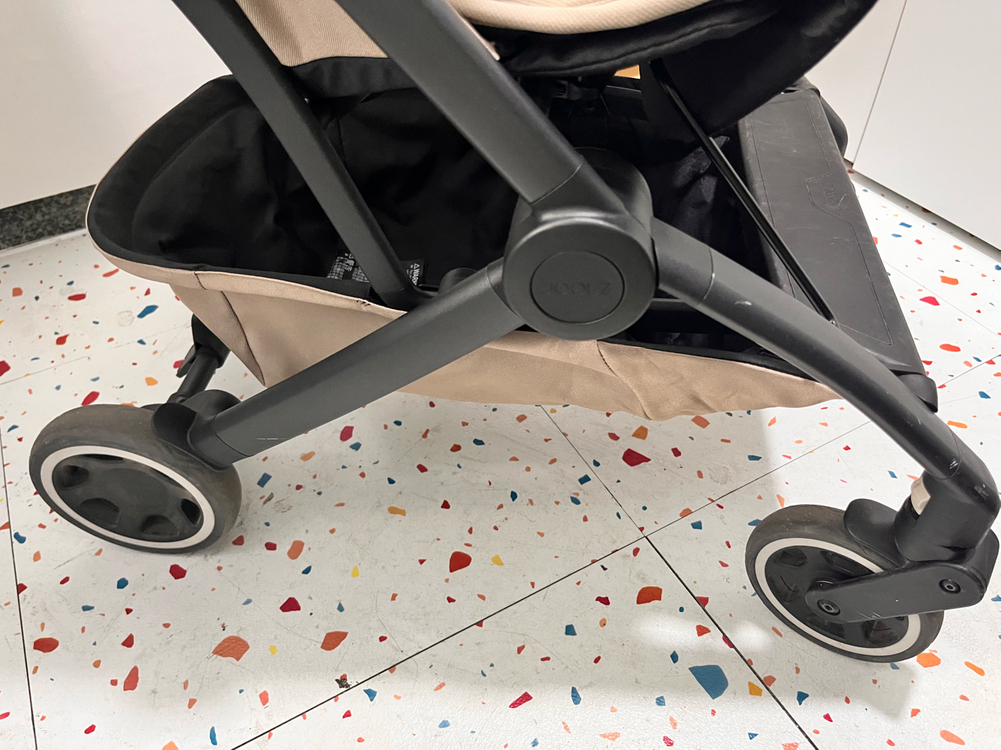줄즈 에어 휴대용 유모차--5
