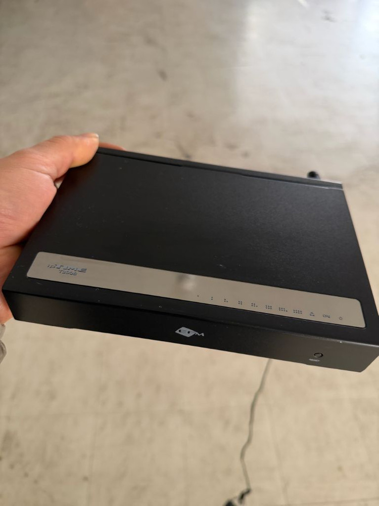 iptime t3008 스위치 허브 팝니다 이미지