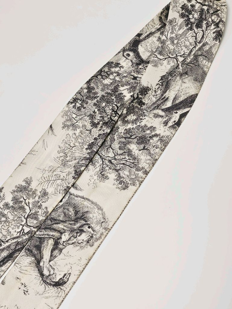 디올 트왈드주이 소바쥬 미차 스카프 그레이 이미지